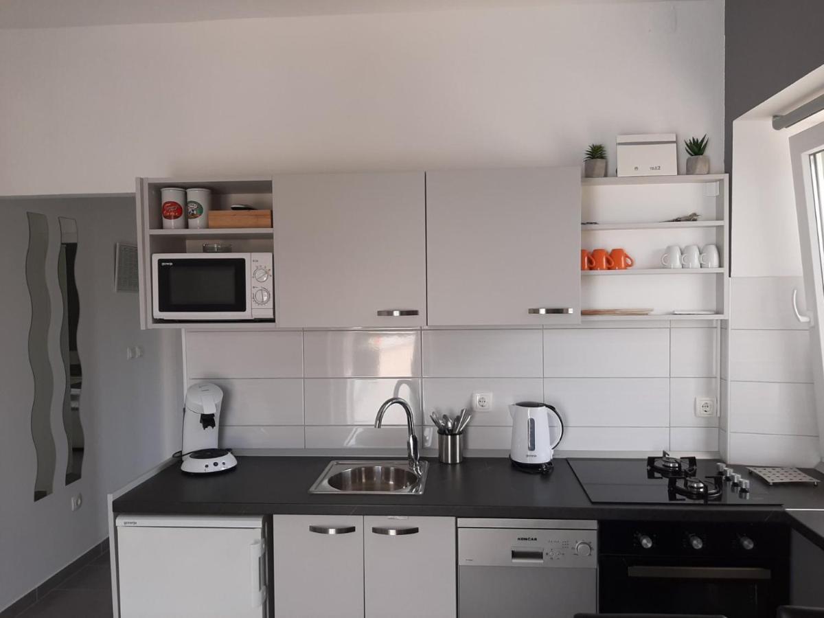 Apartment "Manna Zrnovo エクステリア 写真