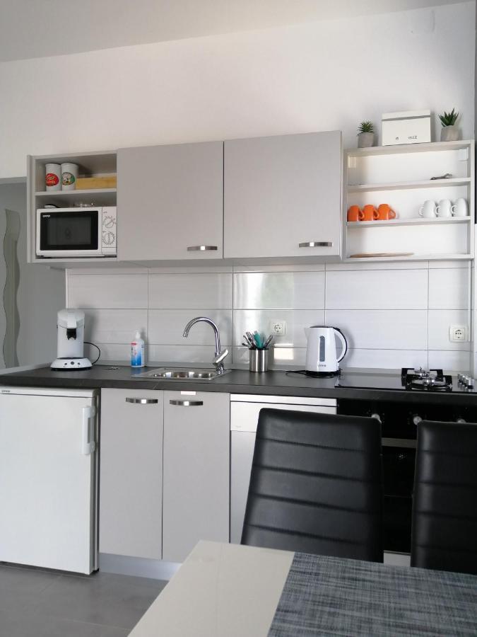 Apartment "Manna Zrnovo エクステリア 写真